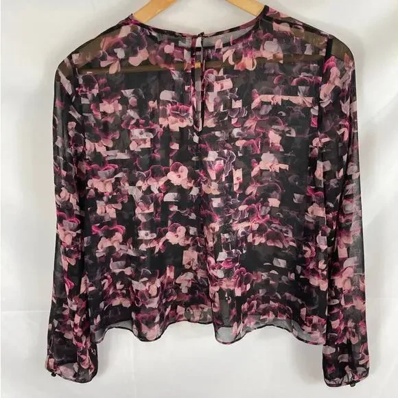 Chelsea28 floral chiffon semi sheer blouse size XS - Picture 4 of 4